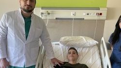 Konya'da yemek borusu yırtılıp bağırsağı tıkanan genç, sağlığına kavuştu