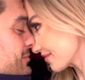 Hadise'yle boşanan Mehmet Dinçerler evden ayrılırken robot süpürgeyi aldı