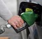 Benzine bu gece gelmesi beklenen zam iptal edildi