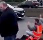 Fransızlardan yolu kapatan iklim aktivistlerine müdahale