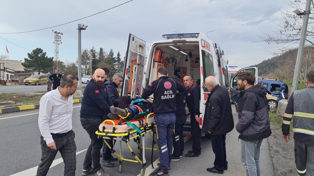 Zonguldak Ta Trafik Kazas S K An Vatanda Lar I In Zaman M Cadelesi