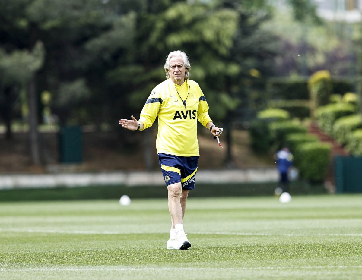 Jorge Jesus ve Nenad Bjelica nın dev maç öncesi taktikleri