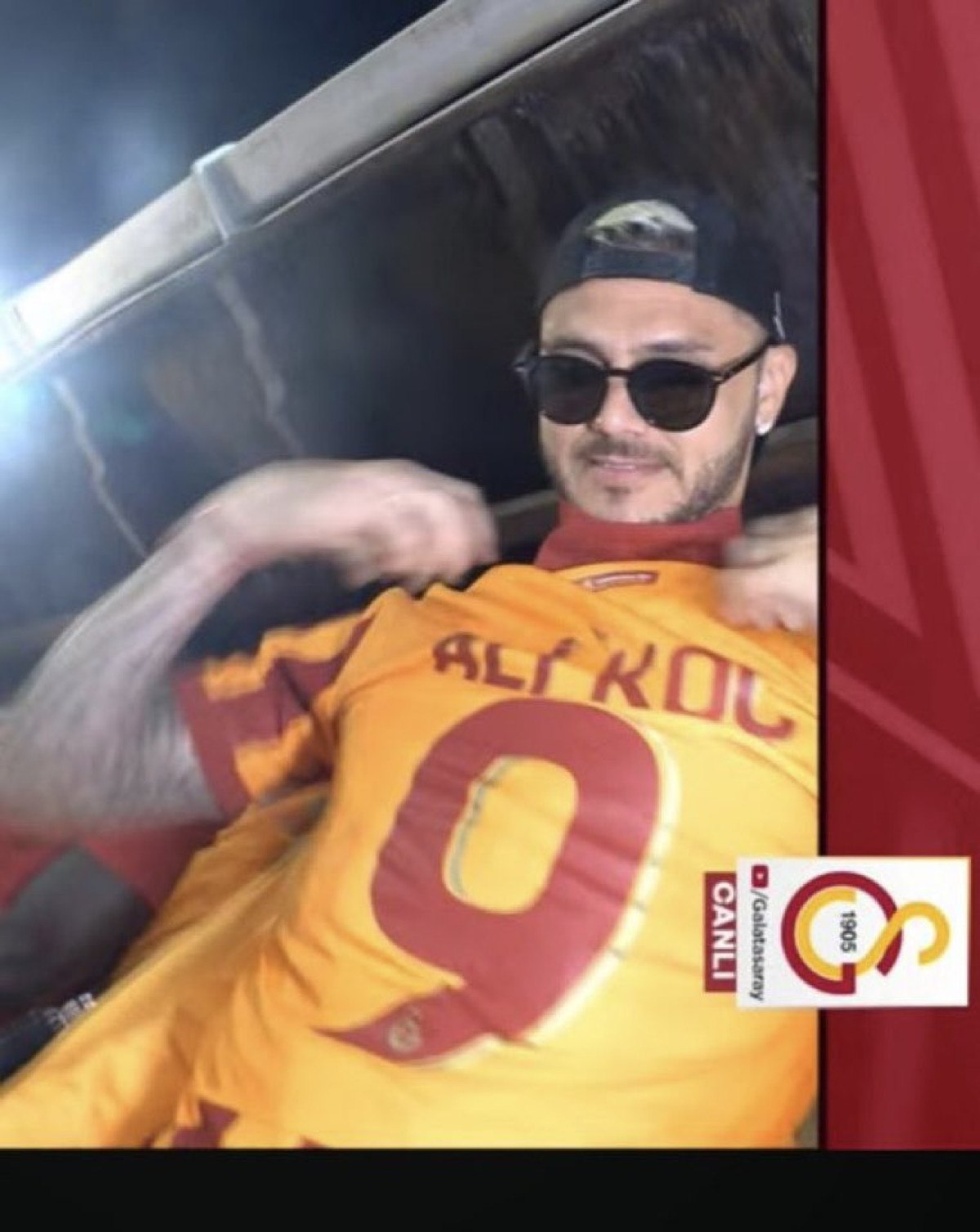 Mauro Icardi şampiyonluk kutlamalarında Ali Koç forması giydi