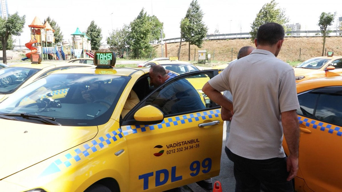 İstanbul da taksimetre güncelleme mesaisi Taksiciler zamdan memnun değil