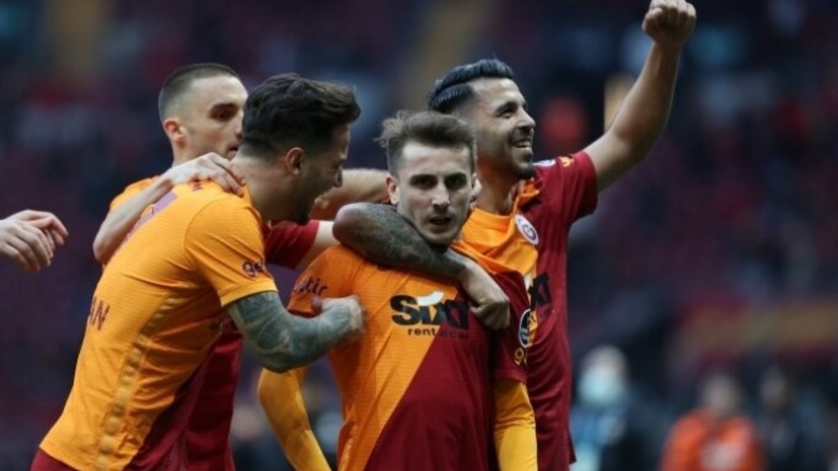 Galatasaray Giresunspor maçının muhtemel 11 leri