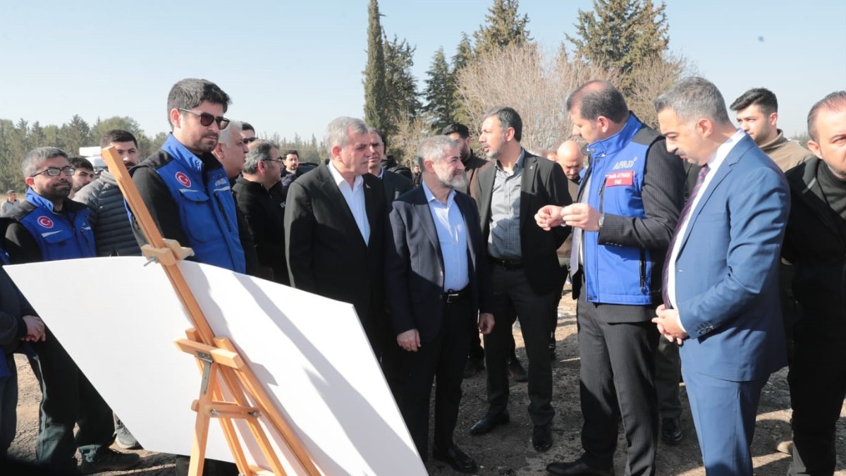 Anl Urfa Da Depremzedeler I In Konteyner Kent Kuruluyor