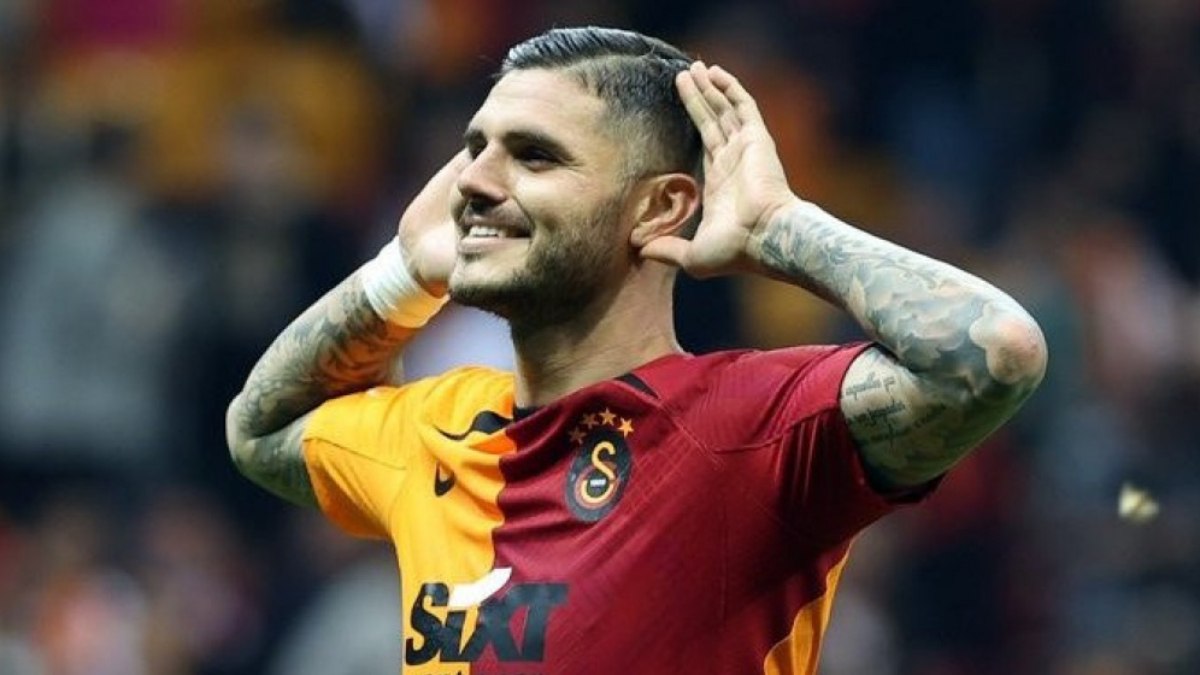 Okan Buruk tan Mauro Icardi açıklaması Pazartesi günü bekliyoruz