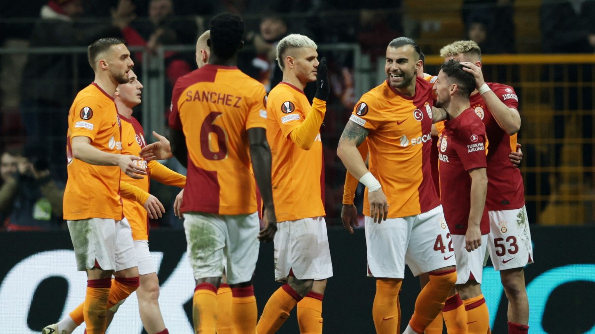 Galatasaray Sparta Prag ı devirdi