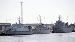 NATO savaş gemileri, tatbikat için Finlandiya'da