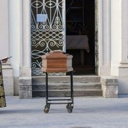 İtalya'da vaka sayısı 100 bini aştı