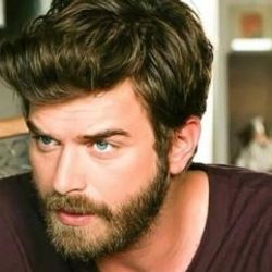 Kıvanç Tatlıtuğ hastaneye kaldırıldı