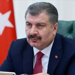 Sağlık Bakanı Fahrettin Koca'dan Çince uyarı