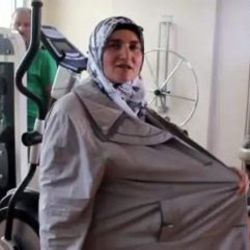 Oğluna böbrek verebilmek için 57 kilo verdi