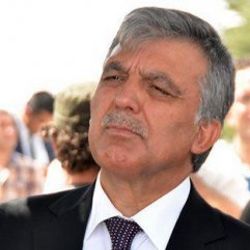 Abdullah Gül Taraf'ın manşetini yalanladı