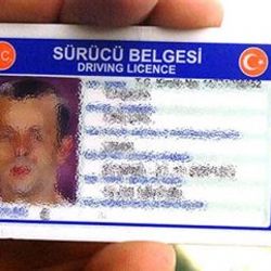 İstanbul'da ehliyet kartı stokları tükendi