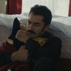 Karadayı'da Nazım şiiri ve Tanju Okan şarkısı İZLE