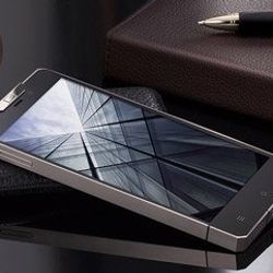 Gresso'dan 3 bin dolarlık telefon