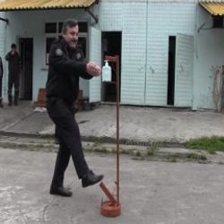 El teması olmadan kullanılan dezenfektan buluşu