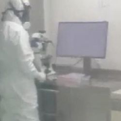 Ercüment Ovalı aşı çalışmasında ilk testi yaptı