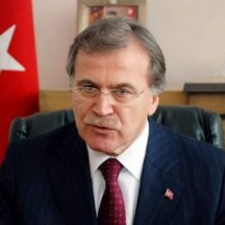 Mehmet Ali Şahin: Çankaya'da Erdoğan Başbakanlık'ta Gül