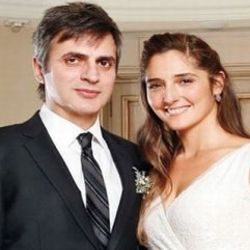 Teoman ve eşi evleri ayırdı