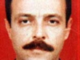 Cem Ersever kimdir