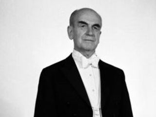 Fahri Korutürk kimdir