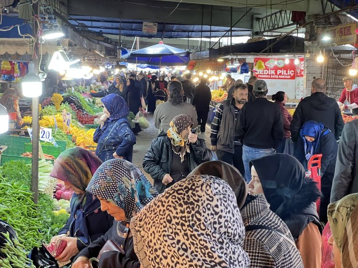 Düzce de kışlık sebze ve meyveler pazara inmeye başladı