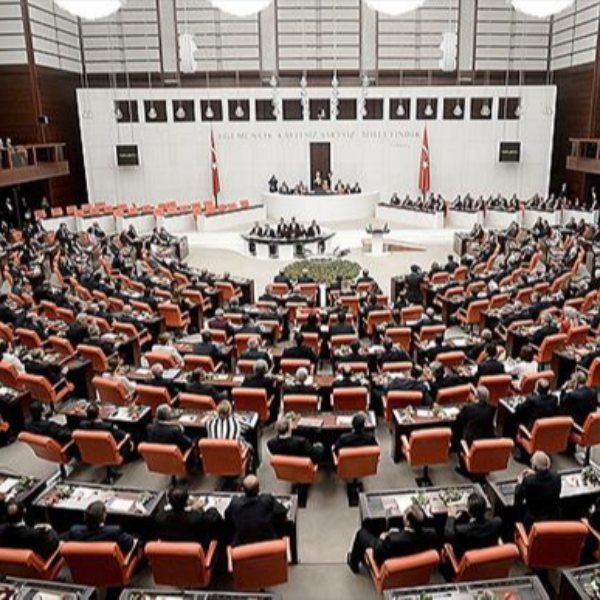 TBMM'nin çalışma süresi uzadı