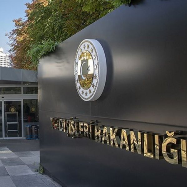 Türkiye'den Ermenistan'a: Doğu Akdeniz haddin değil