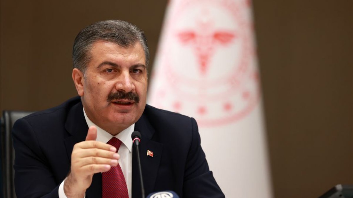 Fahrettin Koca: 1 milyon 195 bin 426 doz aşı daha yapıldı