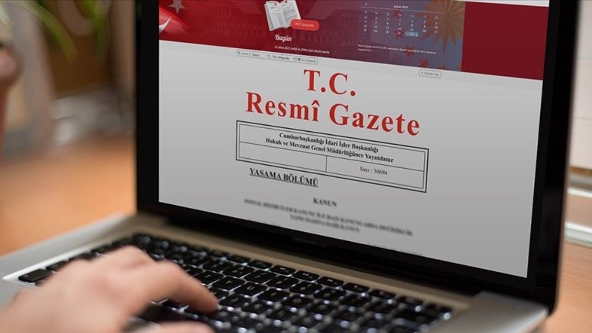 Atama ve görevden alma kararları Resmi Gazete'de