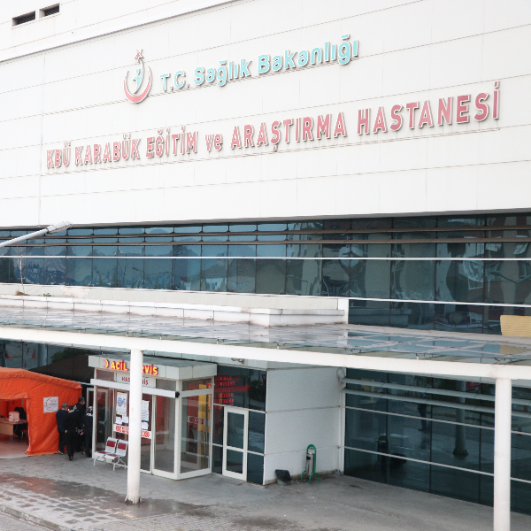 Sağlık çalışanlarından örnek davranış