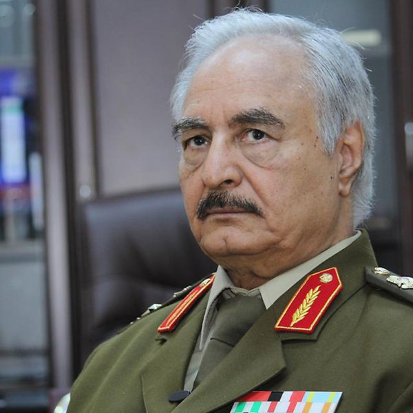 NATO: Serrac ile Hafter aynı kefeye konulmaz