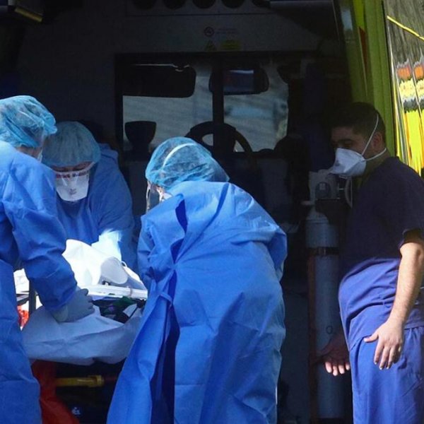İngiltere'de koronavirüs 377 can daha aldı