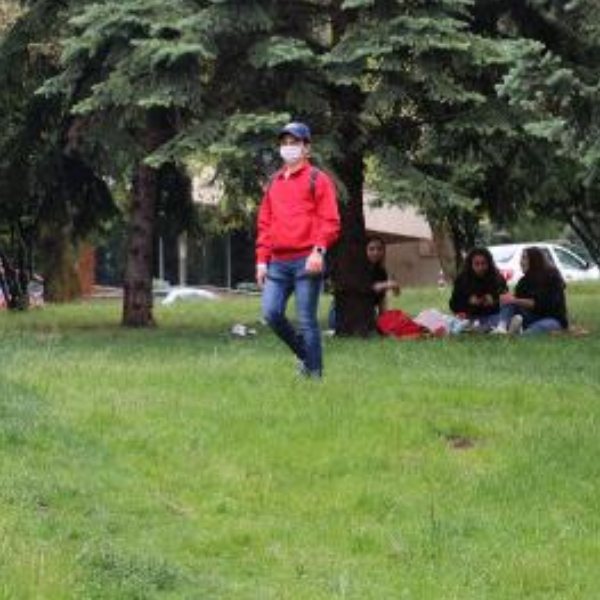 Ankaralı gençler parklara akın etti