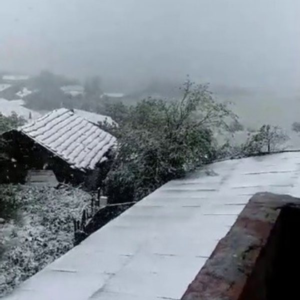 Karabük'te mayıs ayında kar yağdı