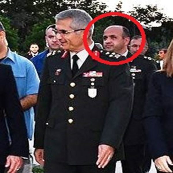Ege Ordusu Komutanı'nın emir subayı tutuklandı