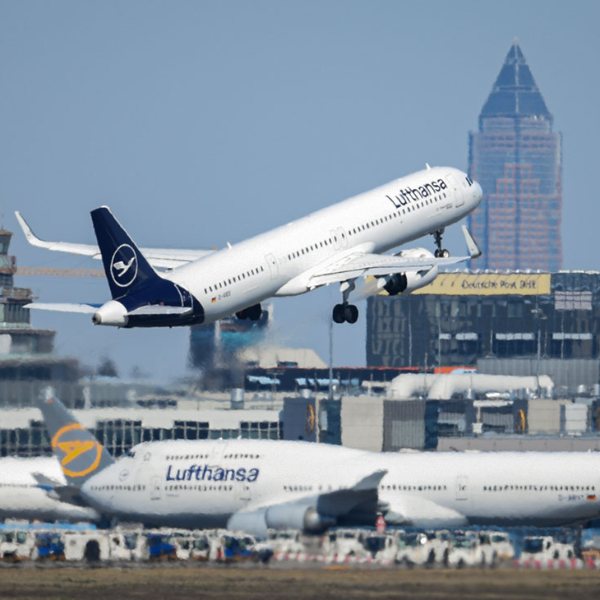 Lufthansa, 9 milyar euroluk kurtarma paketini onayladı