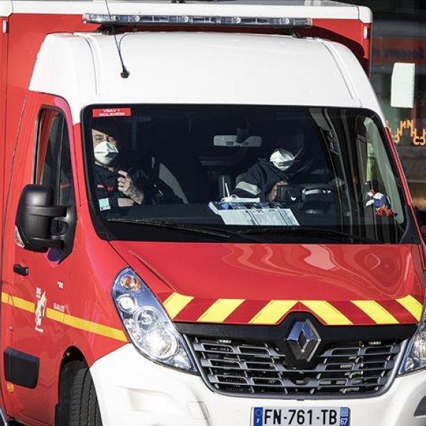 Fransa'da korona salgınında son durum: 29 bin 296 ölü