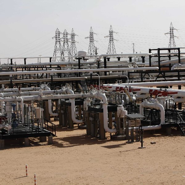 Libya'daki Şerara petrol sahasında üretim durduruldu