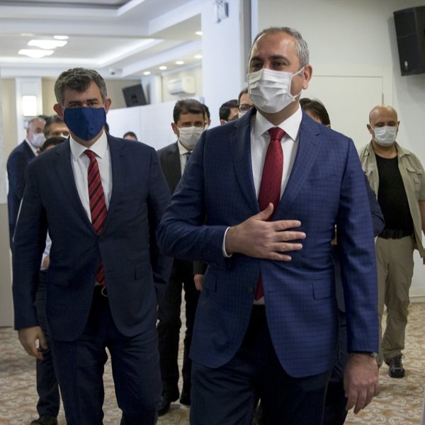 Adalet Bakanı Gül, Baro Başkanları ile buluştu