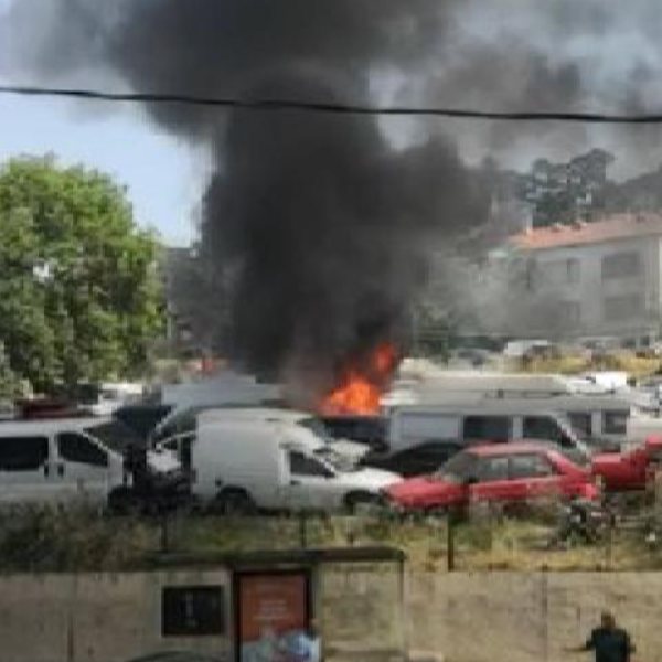 Kartal'da, Yediemin Otoparkı'nda yangın çıktı