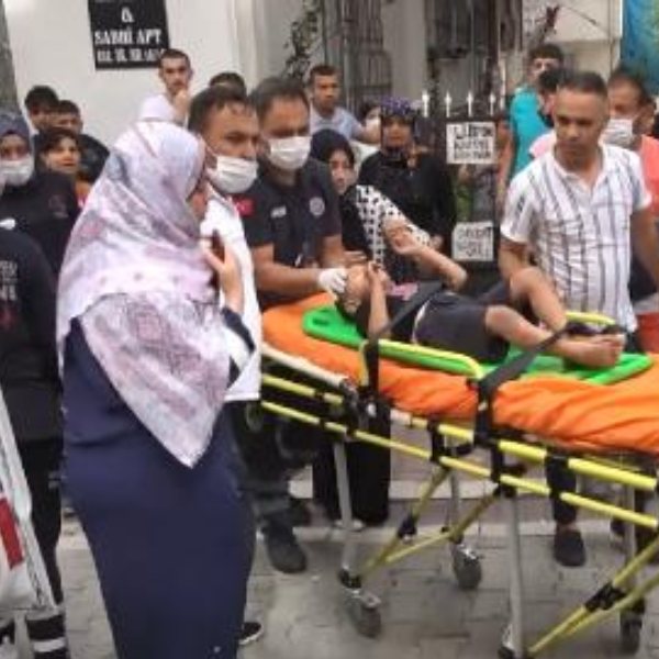 Esenyurt'ta 4 yaşındaki çocuk pencereden düştü