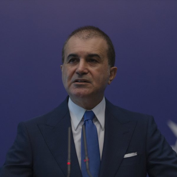 Ömer Çelik: Hiçbir cami başka bir amaçla kullanılamaz