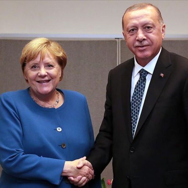 Cumhurbaşkanı Erdoğan, Merkel ile görüştü