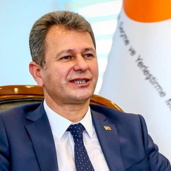 �SYM Ba�kan� Ayg�n: YKS sorunsuz tamamland� #1