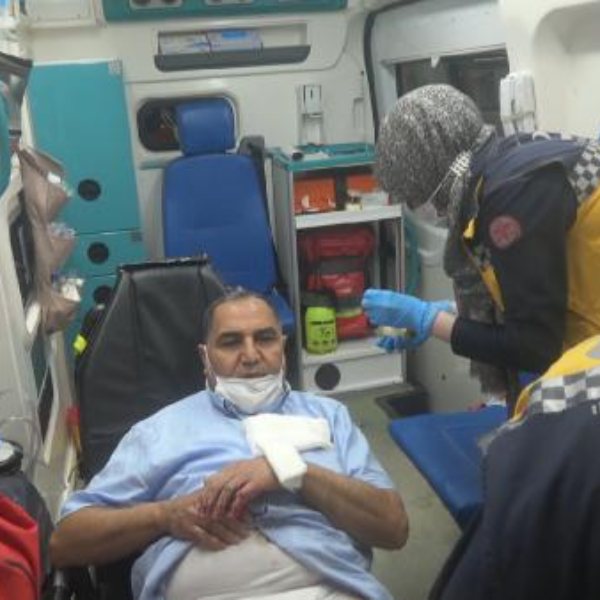 Bursa'da camiye giden adam kurşunların hedefi oldu