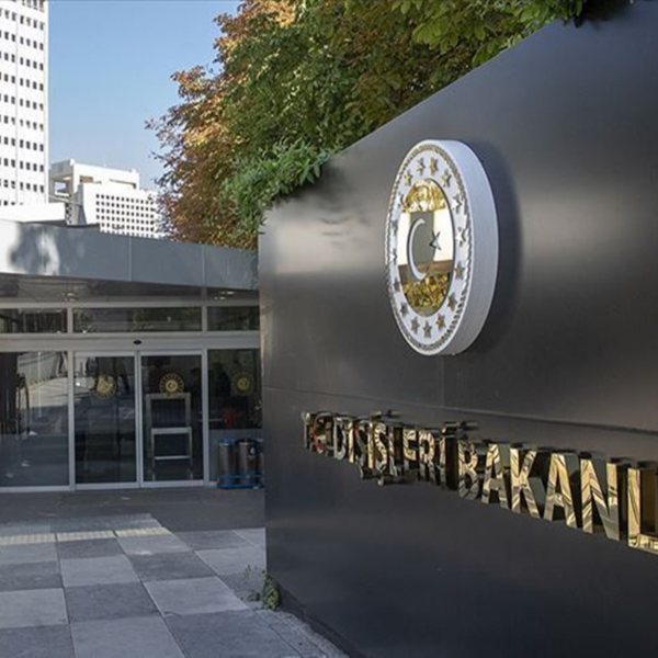 Dışişleri'nden Avusturya'da PKK'lıların gösterisine tepki