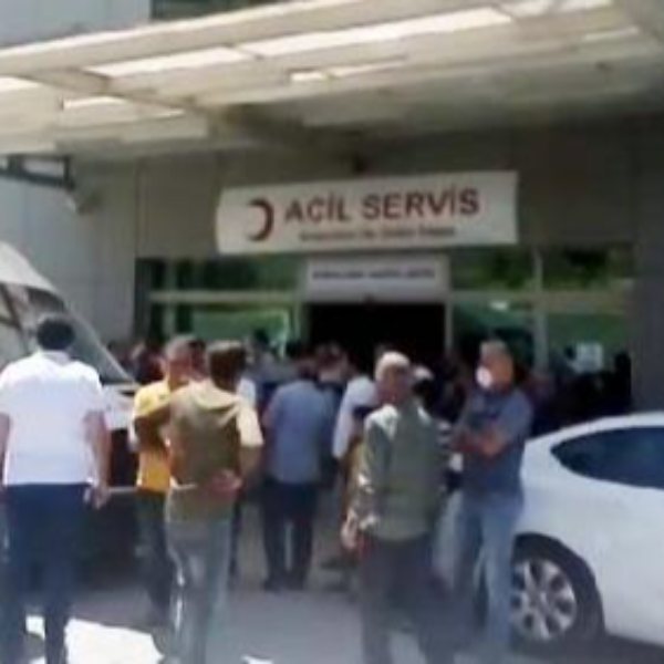 Şanlıurfa'da iki aile arasında 'duvar' kavgası: 13 yaralı